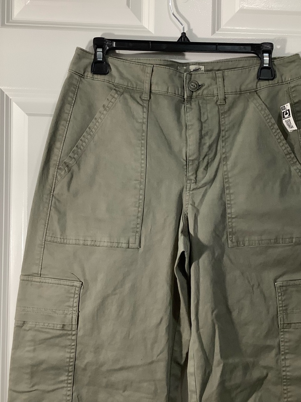 Universal Thread Olive Green Cargo Pants wide leg size 8 NWT. - Picture 5 of 12